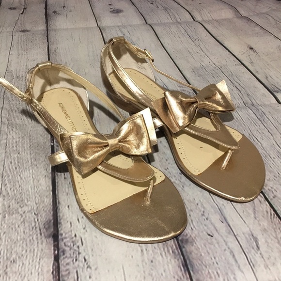 Adrienne Vittadini Gold bow strap sandals - Picture 6 of 7